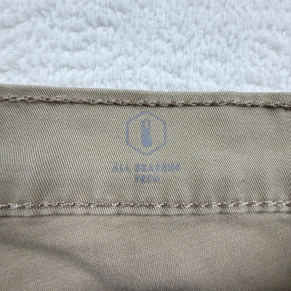 Levi's 541 Athletic Taper All Seasons Tech Pants Mens 40x30 Beige Cotton Stretch